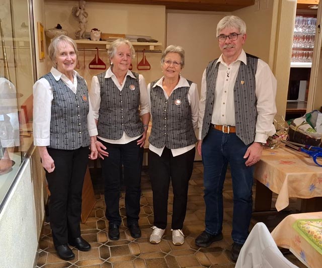 Der neu formierte Vorstand von links: Elisabeth Fankhauser, Madeleine Tschannen, Catherine Gasser und Ueli von Gunten. Foto: zVg