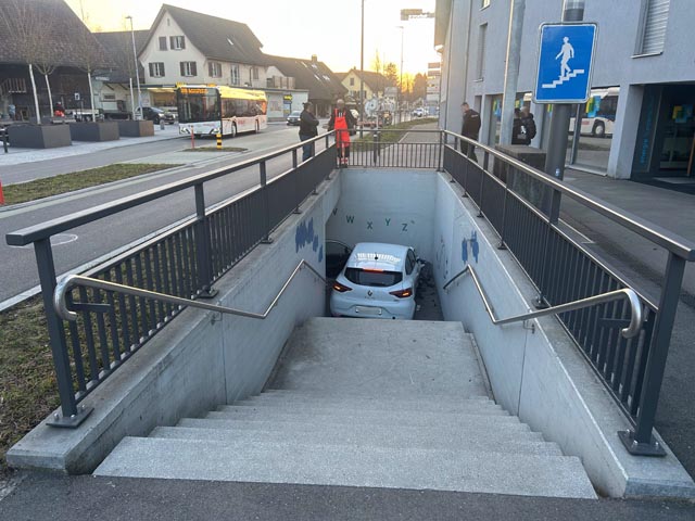 Hunzenschwil: In Fussgängerunterführung gelandet (Zeugenaufruf) 