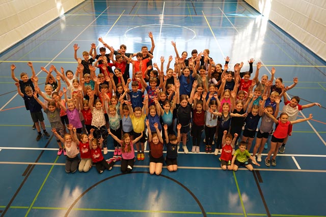 Die Kinder genossen die beliebte «Sport- &amp; Funwoche». Foto: zVg