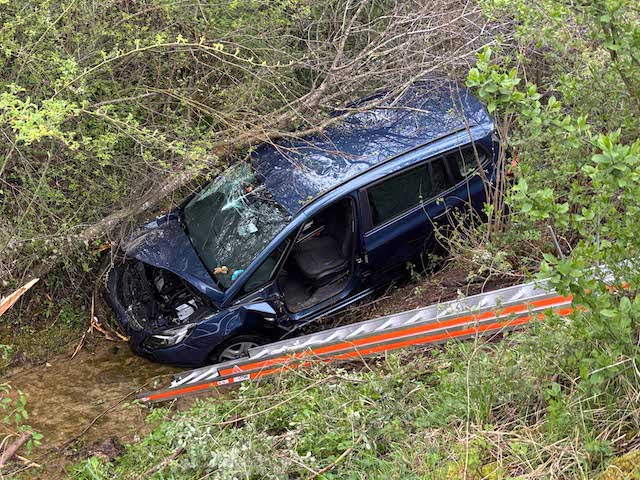 Zeihen: In Bachbett gelandet