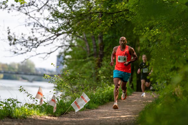 Rund 700 Läuferinnen und Läufer starteten zum Aargauer Volkslauf. Foto: zVg