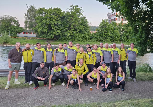 Mannschaftsfoto der Pontoniere Schwaderloch. Foto: zVg