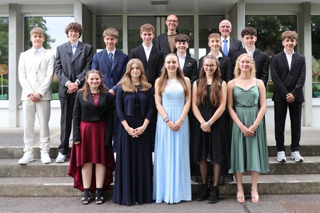 Konfirmation der Gruppe von Pfarrer Matthias Jäggi zum Thema «Endlich frei!». Foto: zVg