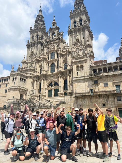 Gruppenbild der Juseso-Pilgerreise-Teilnehmer. Foto: zVg