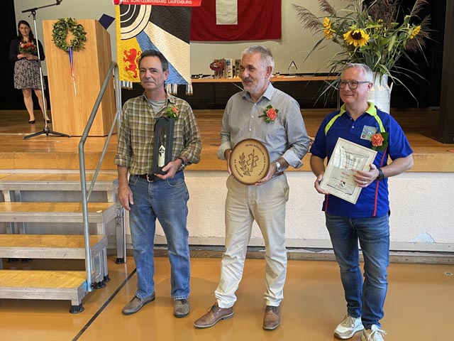 Die Neu-Veteranen Lukas Müller (FSG Wittnau-Kienberg) Alex Hürzeler (SG Oeschgen) und Roger Rüede (Talschützen Sulz); es fehlen Toni Weiss von den Talschützen Sulz und Andreas Tschachler von der FSG Kaisten. Foto: zVg