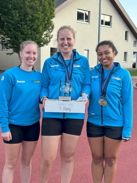 Bild (von links): Larissa Mehr, Sandra Leimgruber, Naomi Christen. Foto: zVg