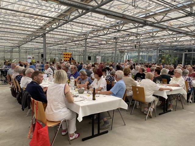 Blick in das Gewächshaus der Elfenau in Bern
