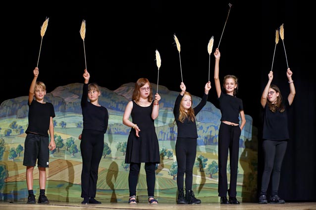 Zu den Höhepunkten des Abends zählte die Aufführung des Klassikers «Der gestiefelte Kater».