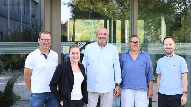 Der Gemeinderat der kommenden Amtsperiode (von links): Ralf Dümpelmann, Annick Caruso, Rainer Schaub, Viviane Raimann und Gabriel Ackermann. Foto: Andreas Huber, Etzgen