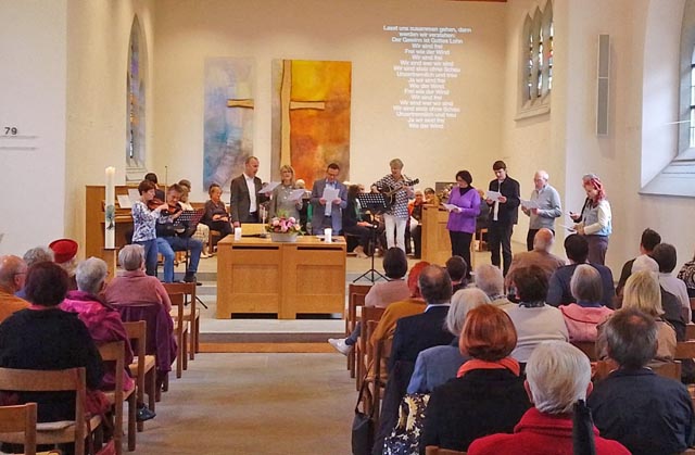 Im Rahmen eines gut besuchten Gottesdienstes wurde Roland Arnold «in die Pflicht genommen».