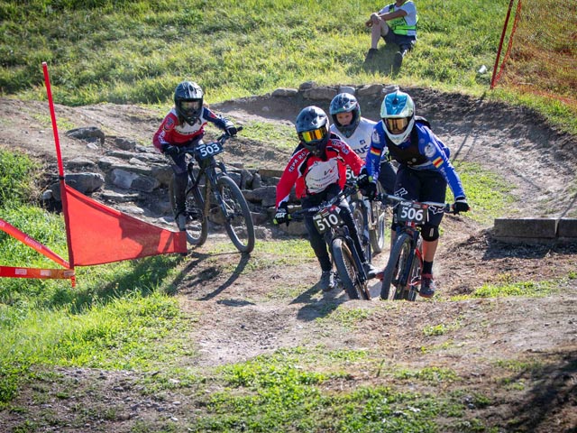Auch in den Nachwuchskategorien schenkten sich die Youngsters nichts. Foto: Trix von Allmen