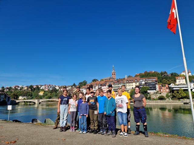 Die Teilnehmer an der Prüfung mit Experten und Leiterin