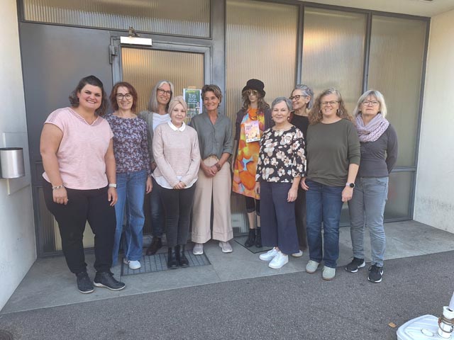 Das Team der Frauenkleider-Tauschparty 2025. Foto: zVg