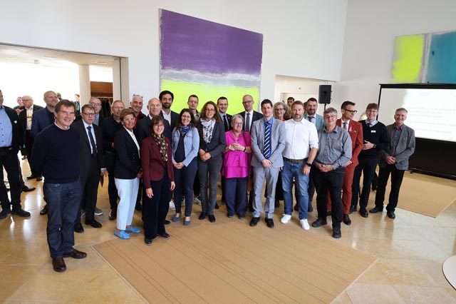 Treffpunkt Landeskirche und Politik. Foto Christian Roth