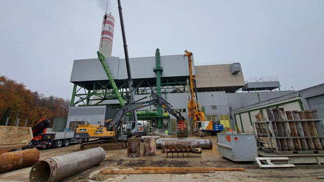 Bei der KVA Buchs wird das Gelände für das neue Turbinengebäude vorbereitet. Foto: KVA Buchs