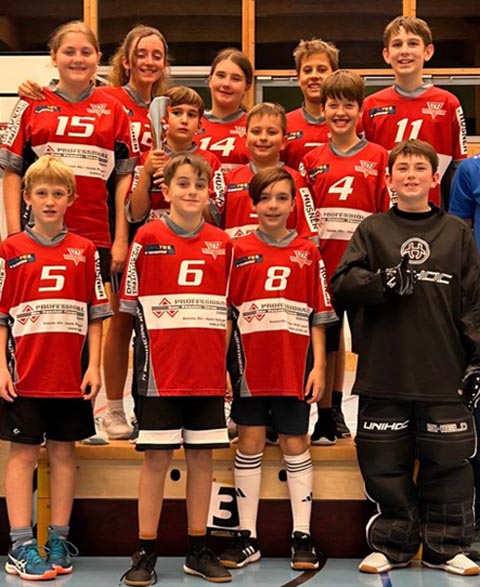 Jugi Zeiningen am Fricktaler Unihockey-Turnier in Kaisten. Foto: zVg