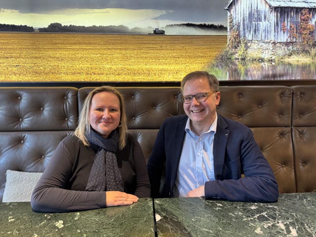 Iva Fromm und Dominik Pfoster beim Interview in Möhlin. Foto: Lilia Staiger
