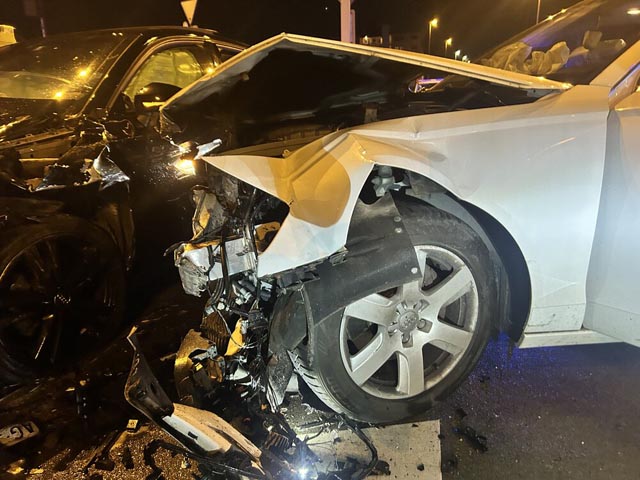 Zwei Verletzte und zwei Mal Totalschaden – das ist das Ergebnis einer Rotlichtmissachtung in Rheinfelden.