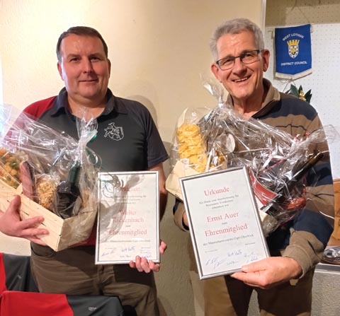 Die beiden neuen Ehrenmitglieder Walter Rickenbach (links) und Ernst Auer. Foto: zVg