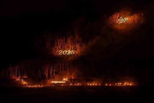 Die Gesamtansicht mit allen drei Feuerbildern der Unteren. Foto: Alex Uehlinger
