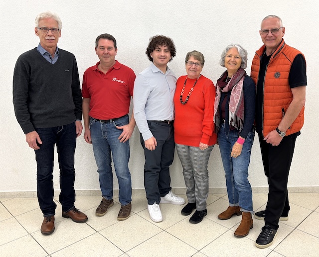 Vorstand 2026 (von links): Markus Stihl (Präsident), Dieter Gasser, Christian Frischknecht, Doris Vonlanthen, Brigitte Asti und Mike Massaro. Auf dem Bild fehlen: Yağmur Gökduman und Franz Ruder (Vertreter Gemeinderat). Foto: zVg
